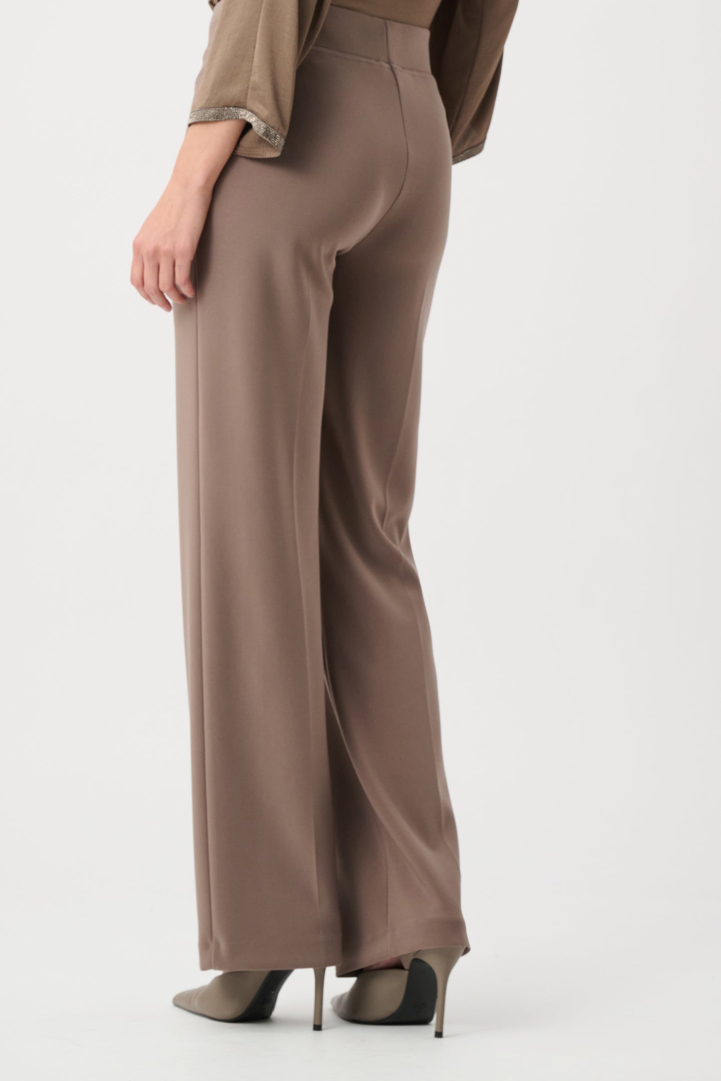 Classic Wide Leg Pant