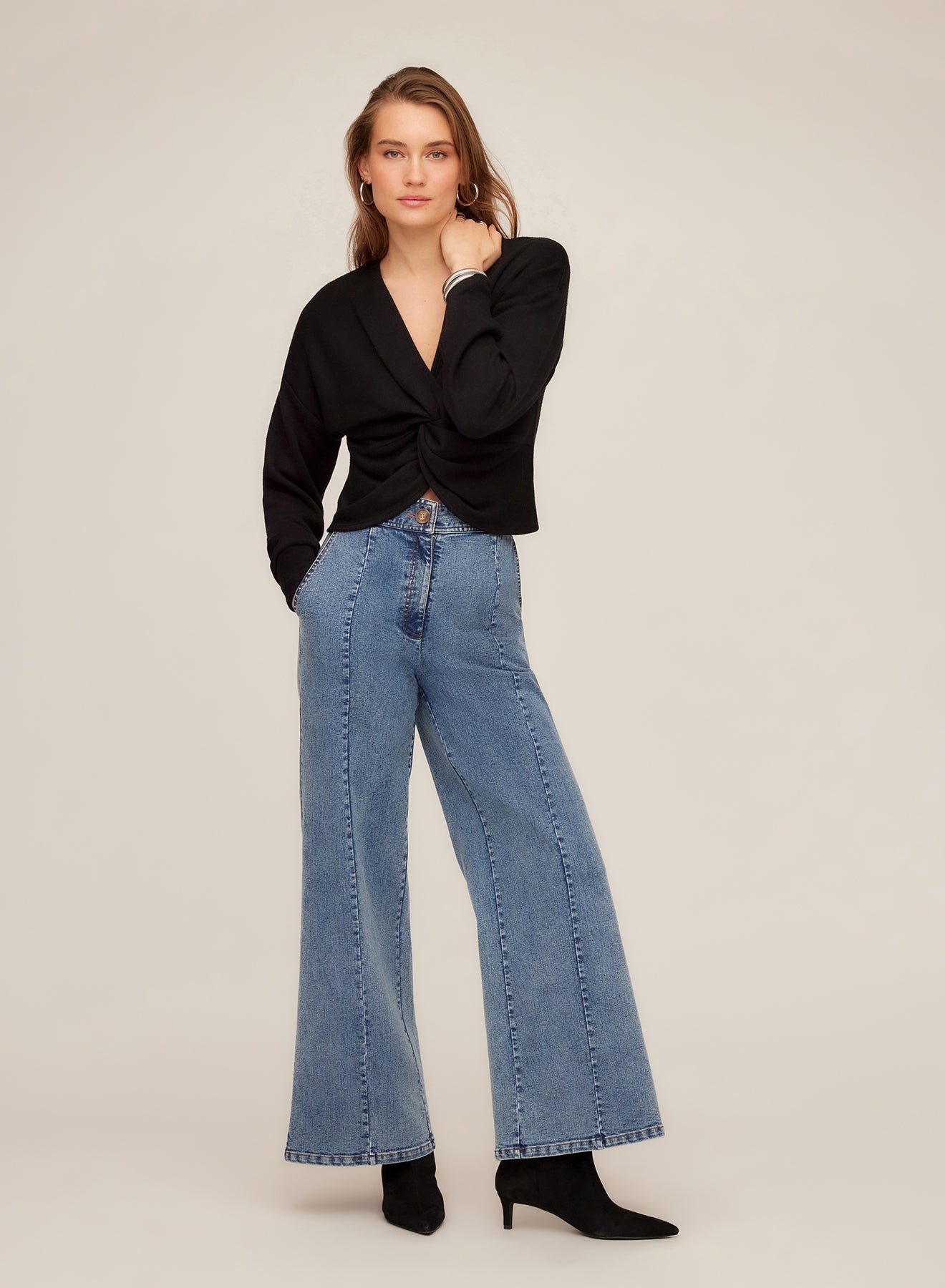Krista Twist Front Top