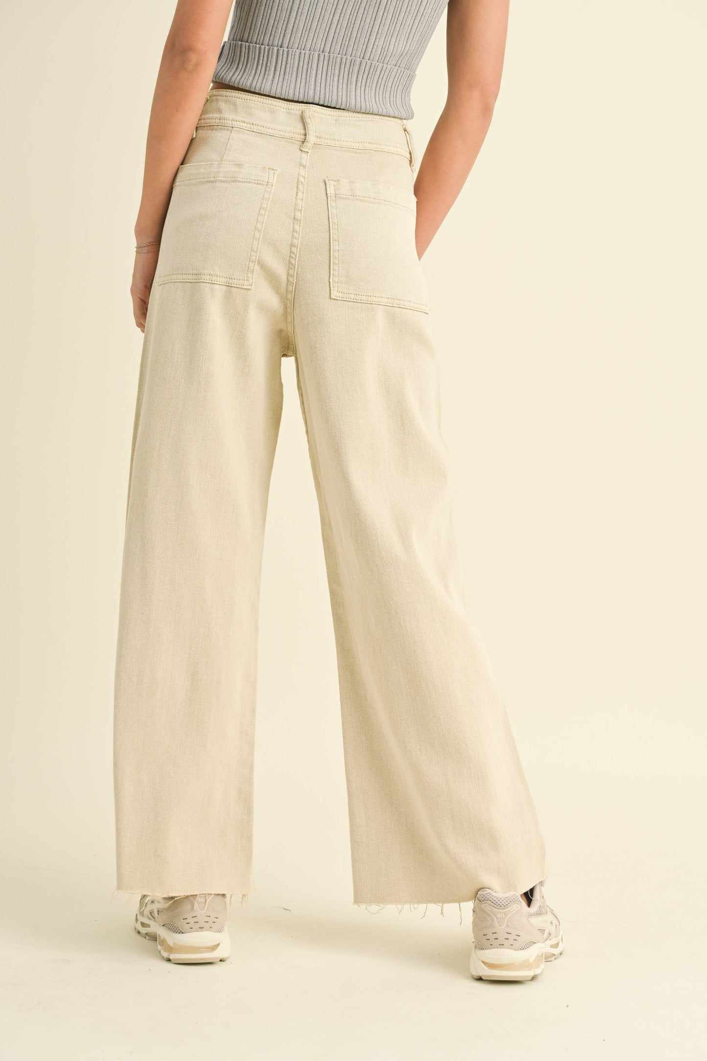 STRAIGHT WIDE LEG DENIM PANTS: MAROON