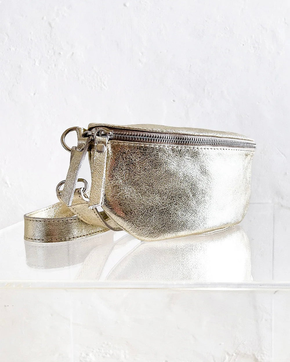 Shelly-Leather Sling Bag