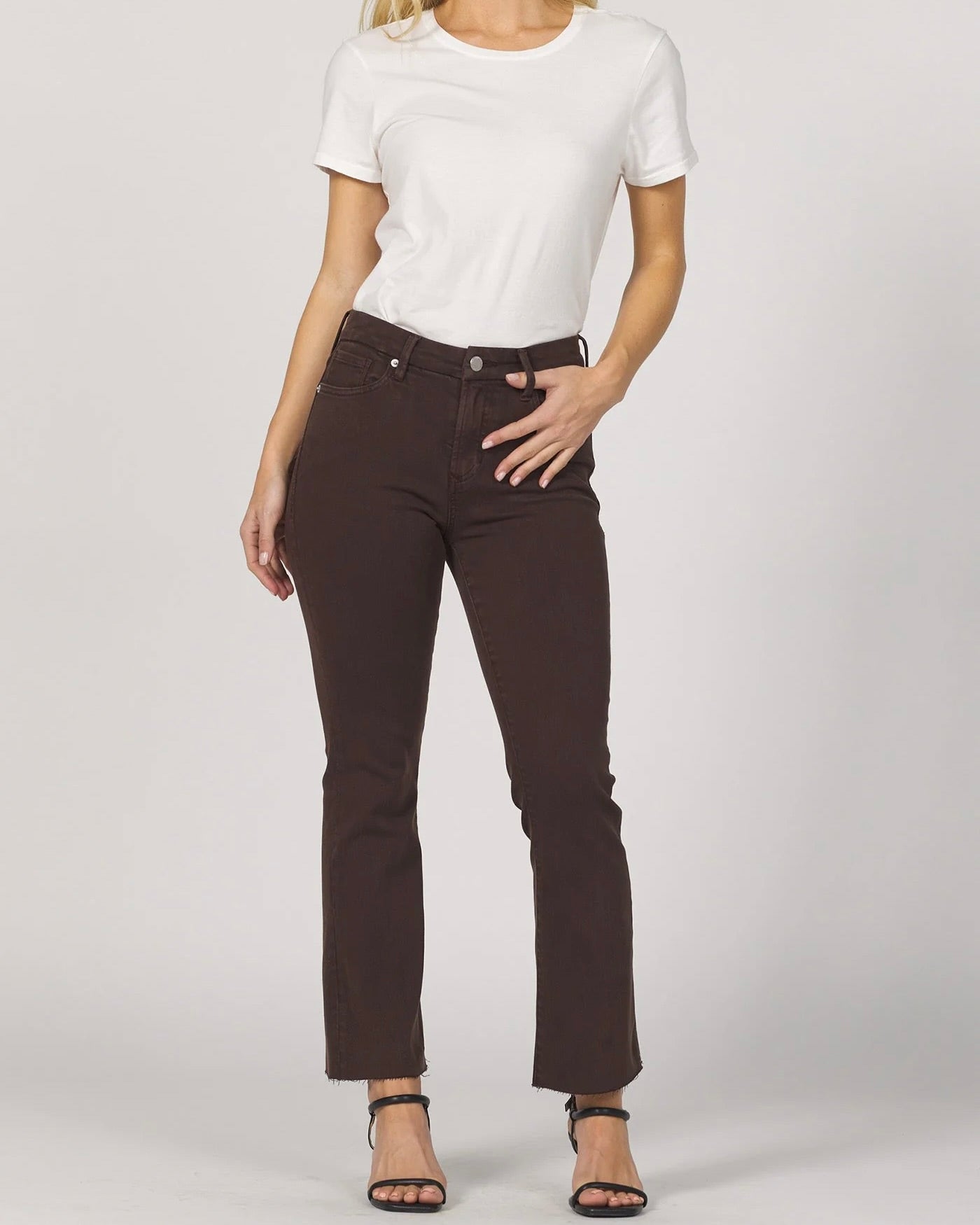 Jeanne Flare Jean - Dark Oak