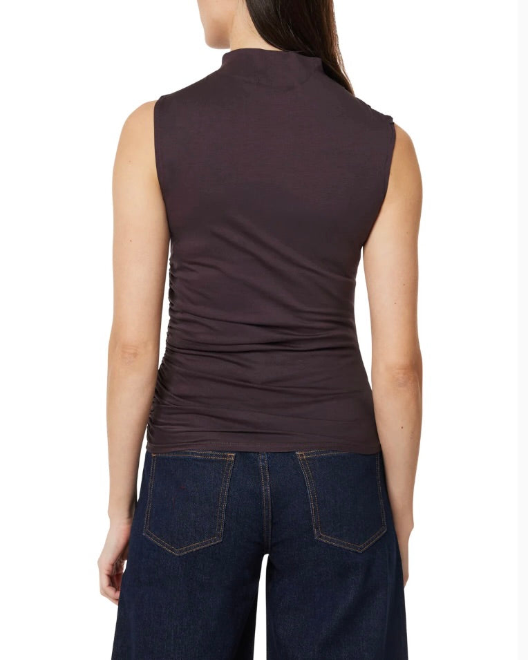Sleeveless Gathered Top