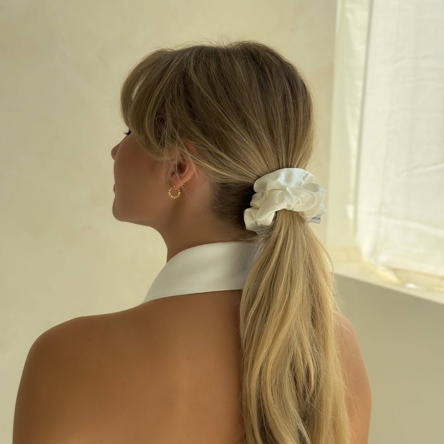 Organic Premium Silk Scrunchie - Bela