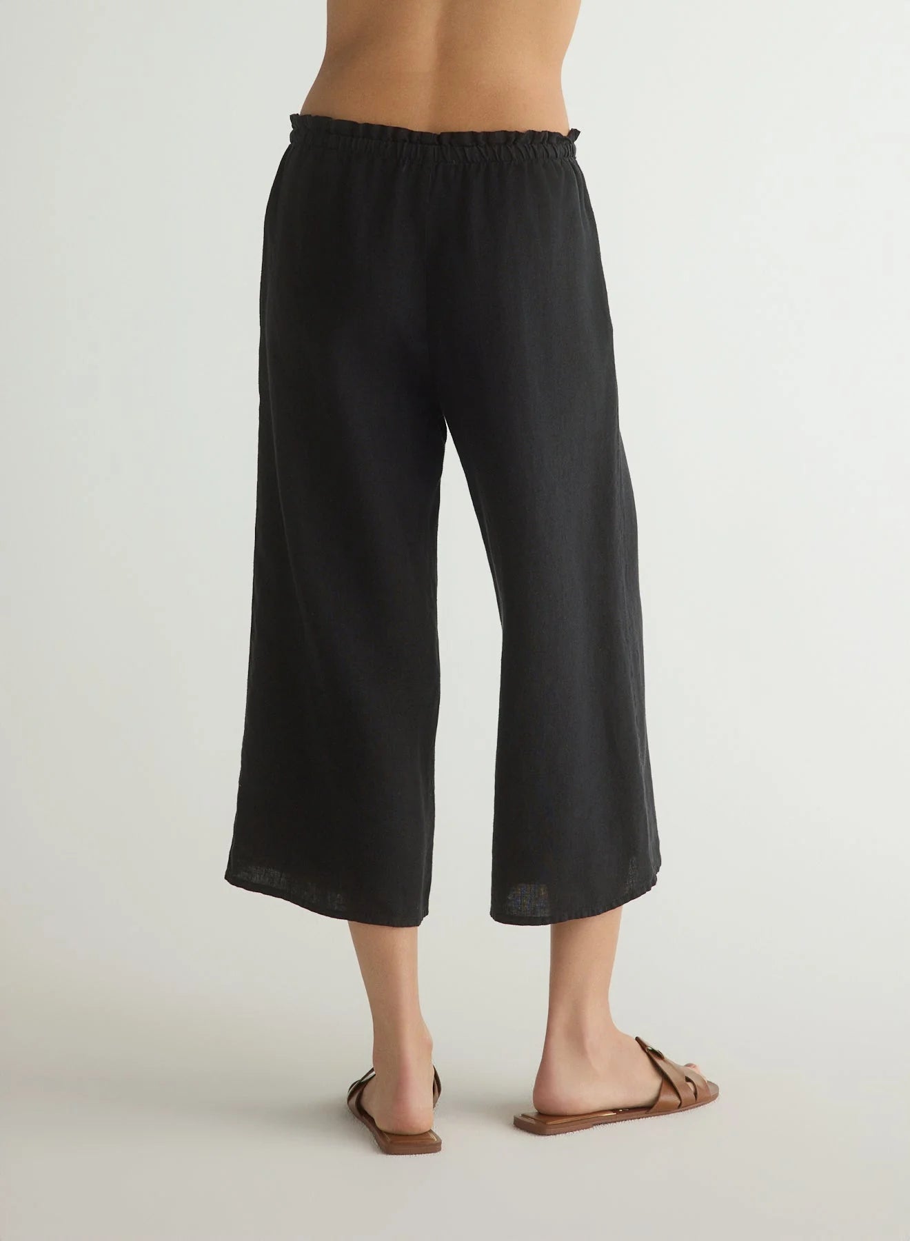 Ruffle Waist Wide Leg Crop - Black