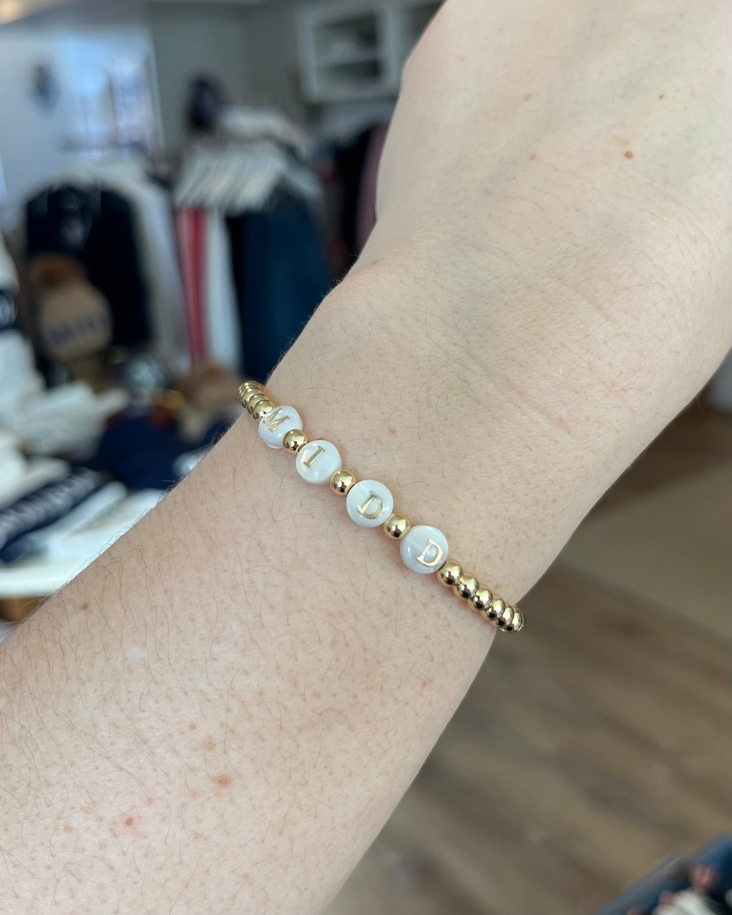 AQ MIDD Stretch Bracelets