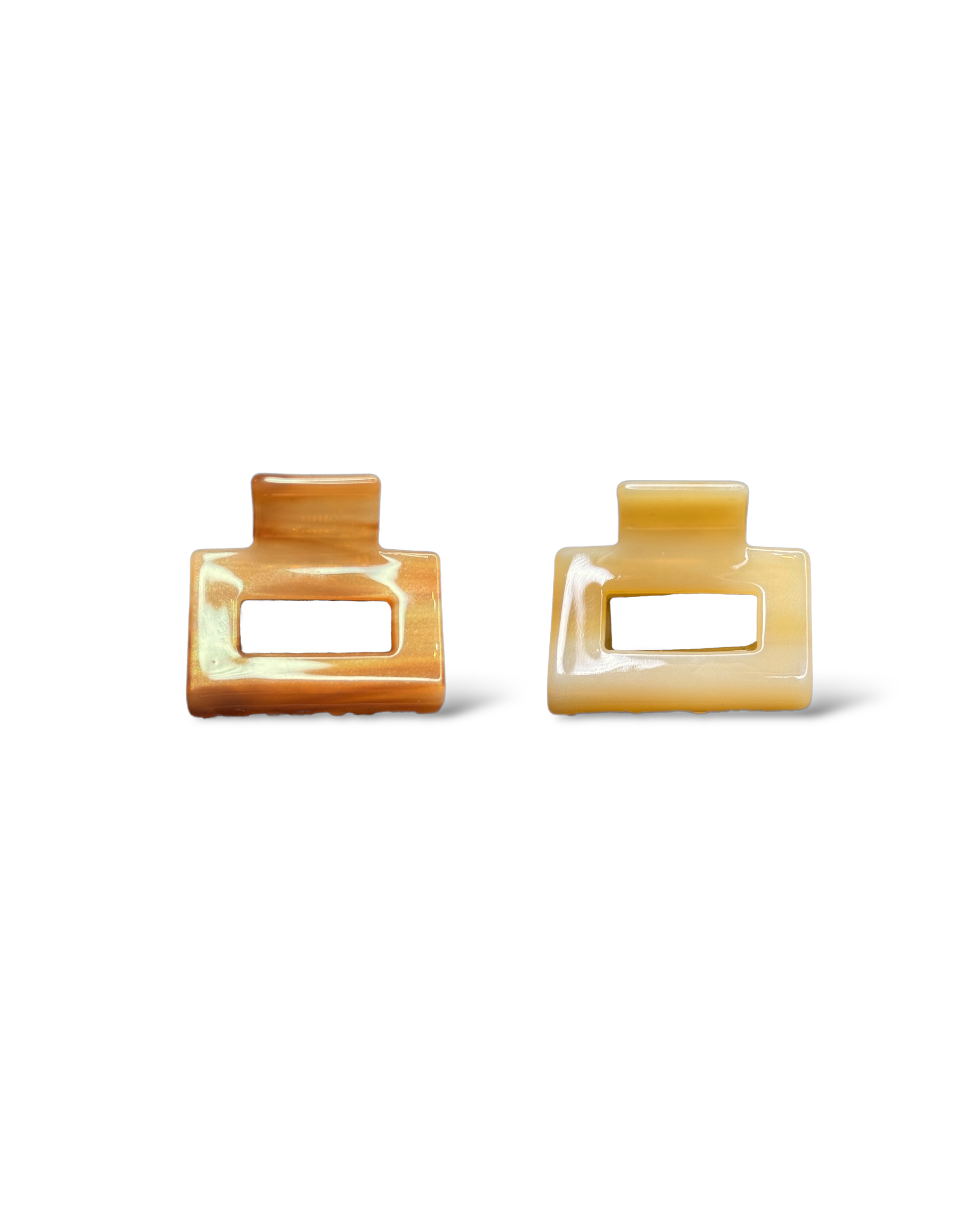 The HoneyLux Acetate Mini Square Claws in the color Blonde on a white background