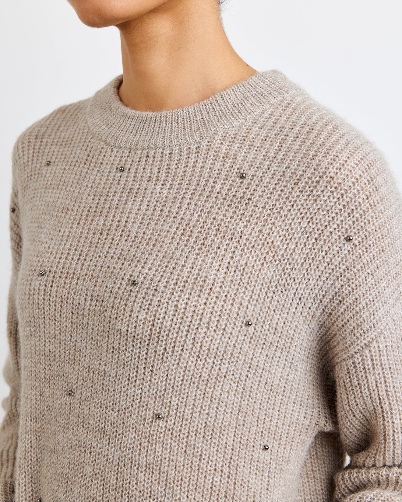 B2799-J67-304 - BEADED CREW NECK SWEATER