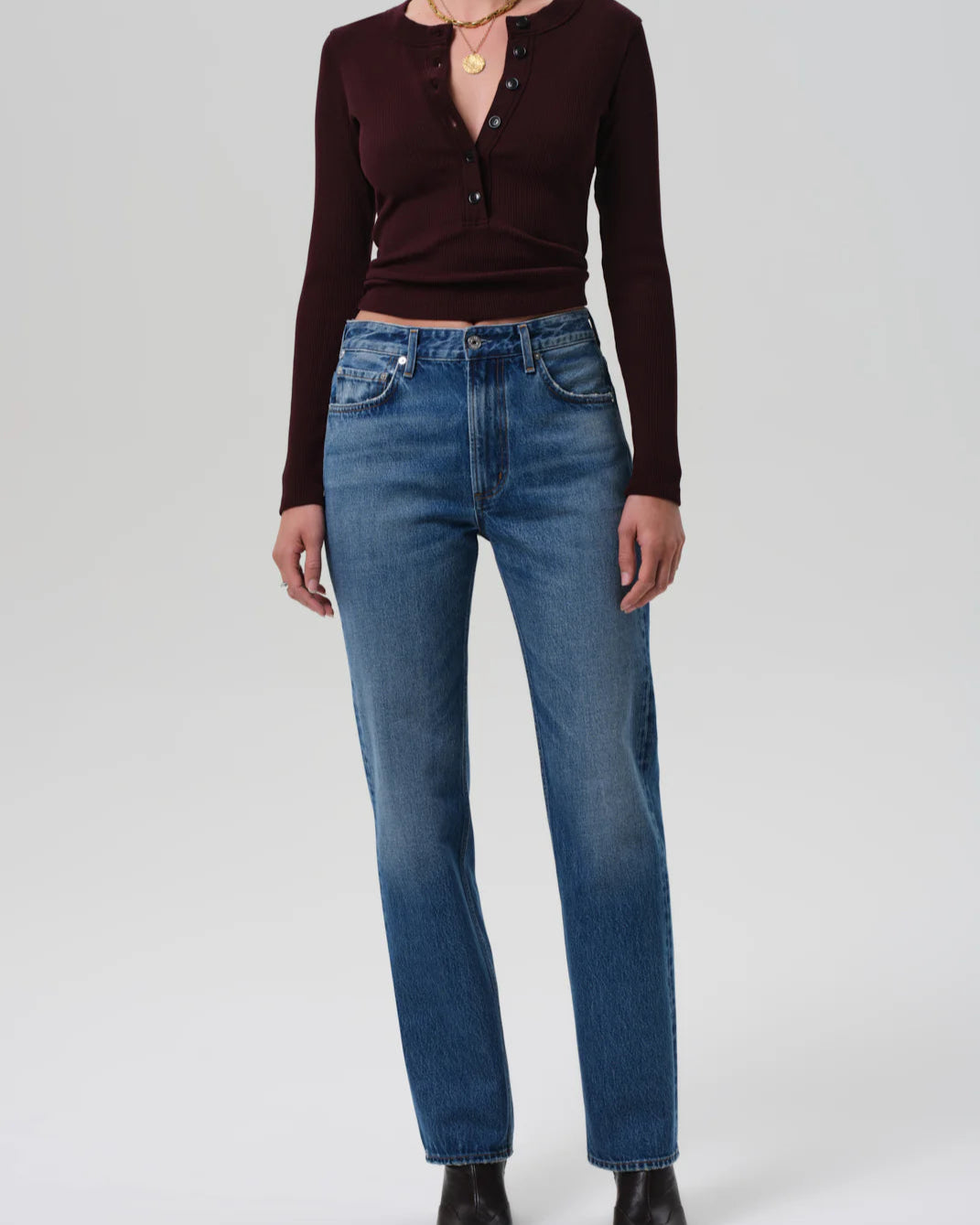 Model wearing the Citizens of Humanity Zurie Straight Leg Jeans in Demi on a white background