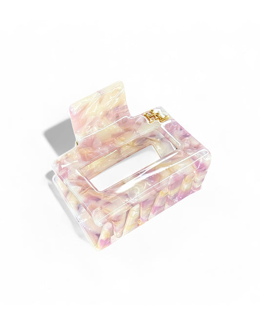 The HoneyLux Ecofriendly Acetate Midi Clip in the color Sweetheart on a white background