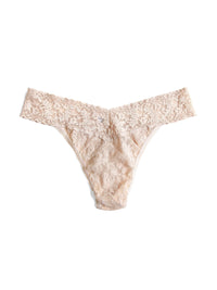 Image of Hanky Panky Signature lace original rise thong on a white background