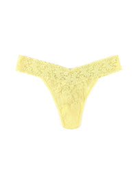 Image of Hanky Panky Signature lace original rise thong on a white background