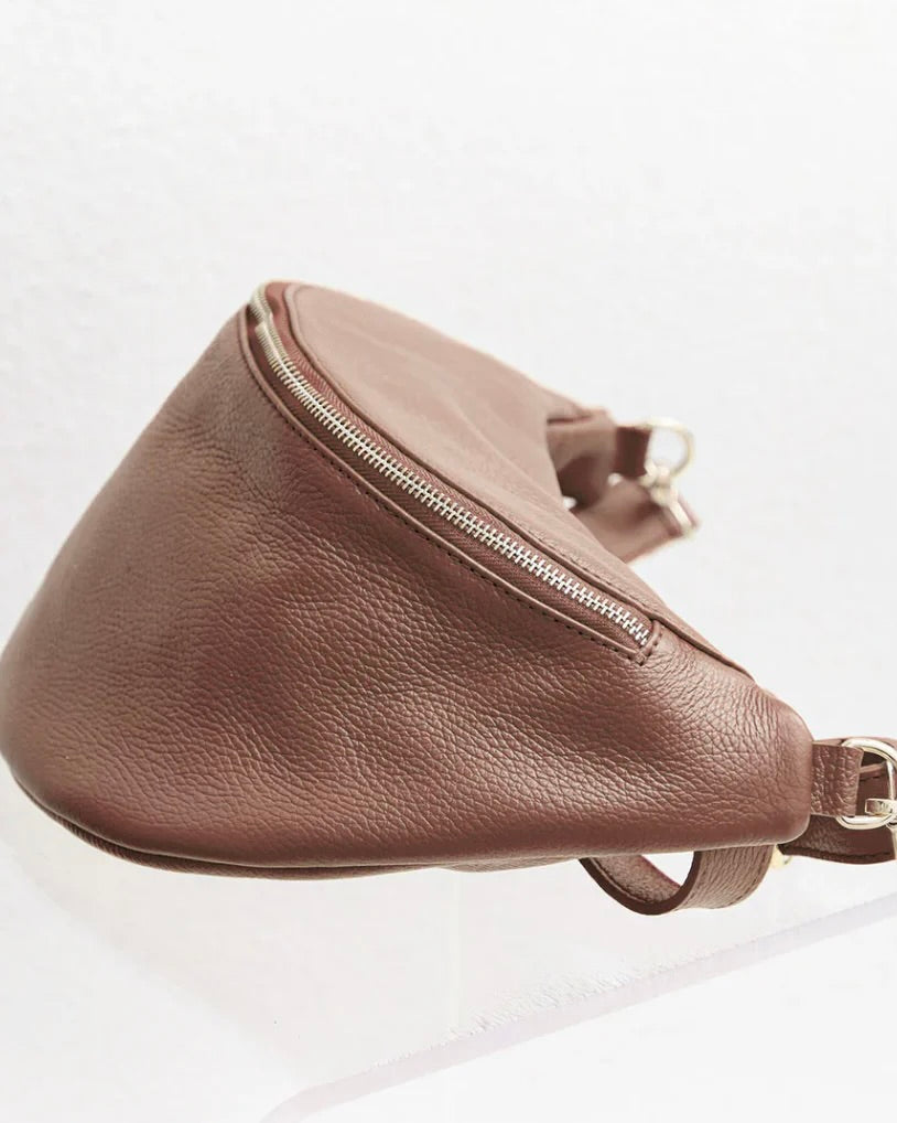 Lilla- Leather Sling Bag
