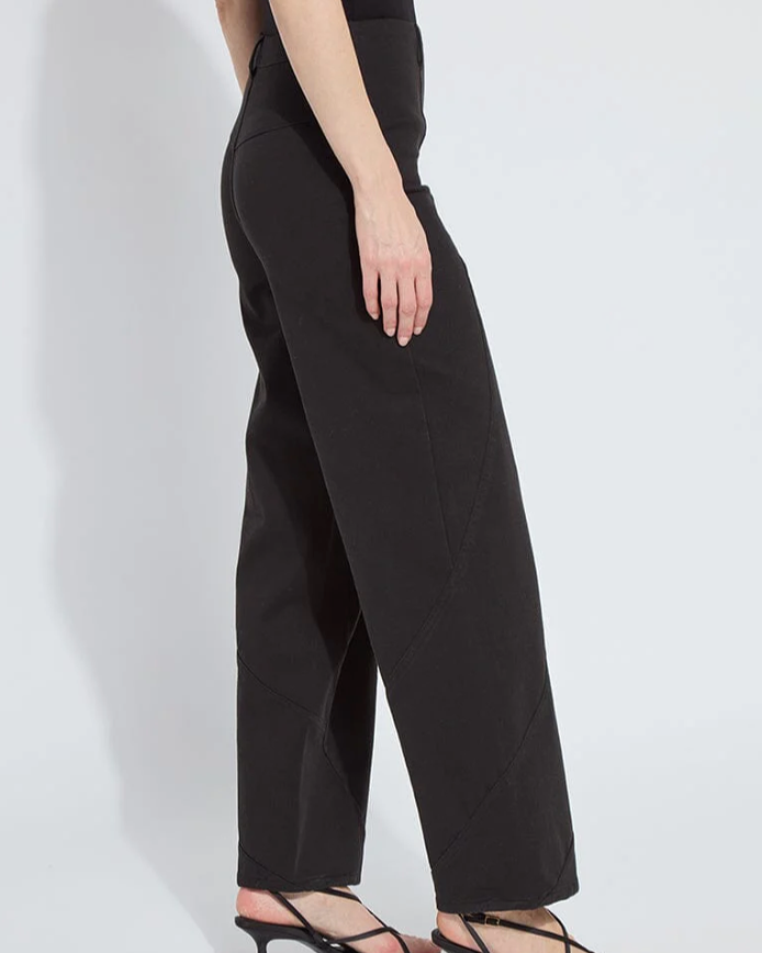 Amabel Seamed Barrel-Black