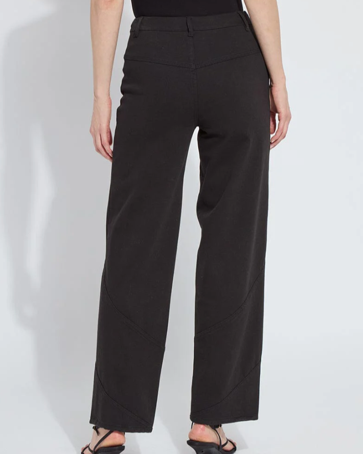 Amabel Seamed Barrel-Black