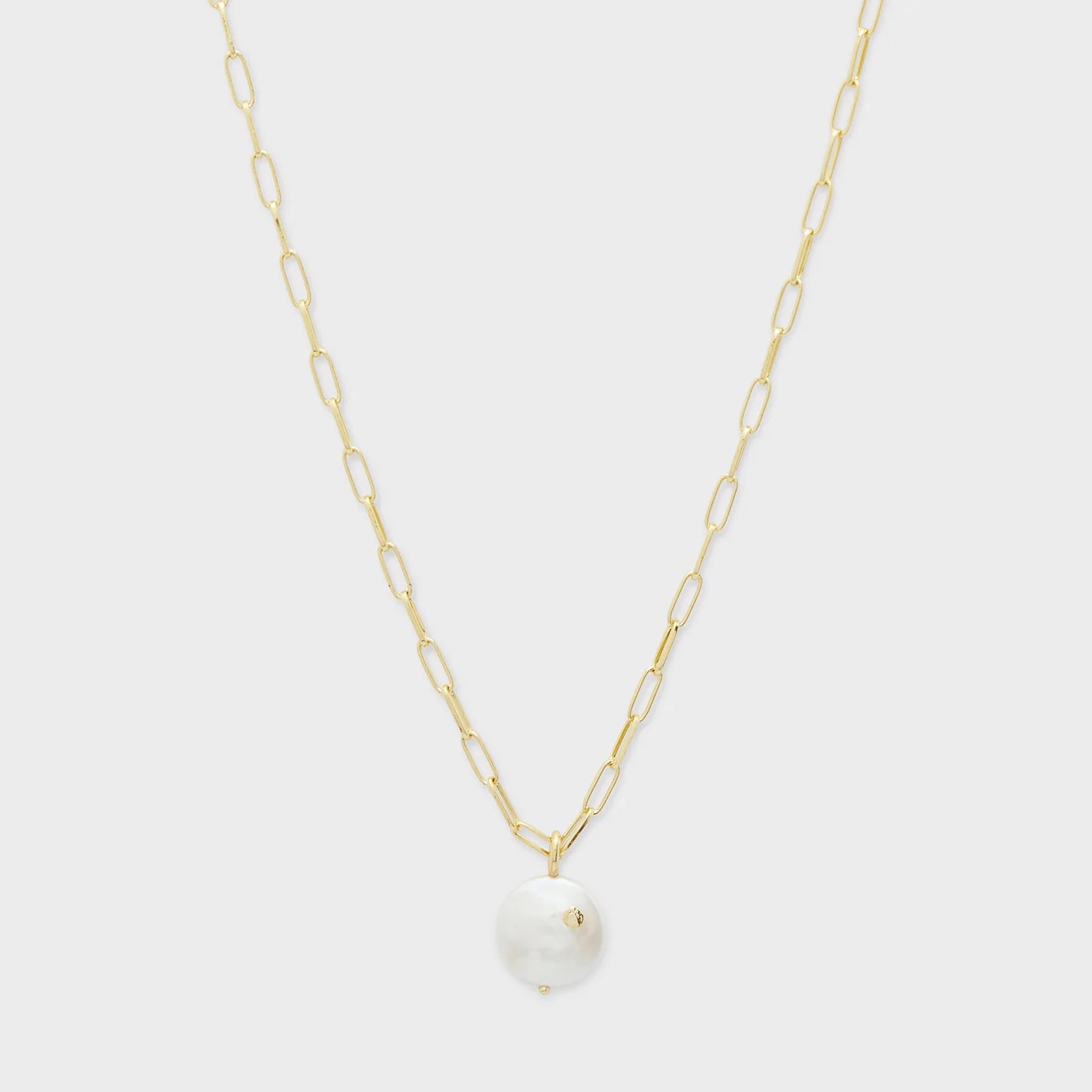 Detail photo of the Gorjana Reese Pearl Necklace against a white background