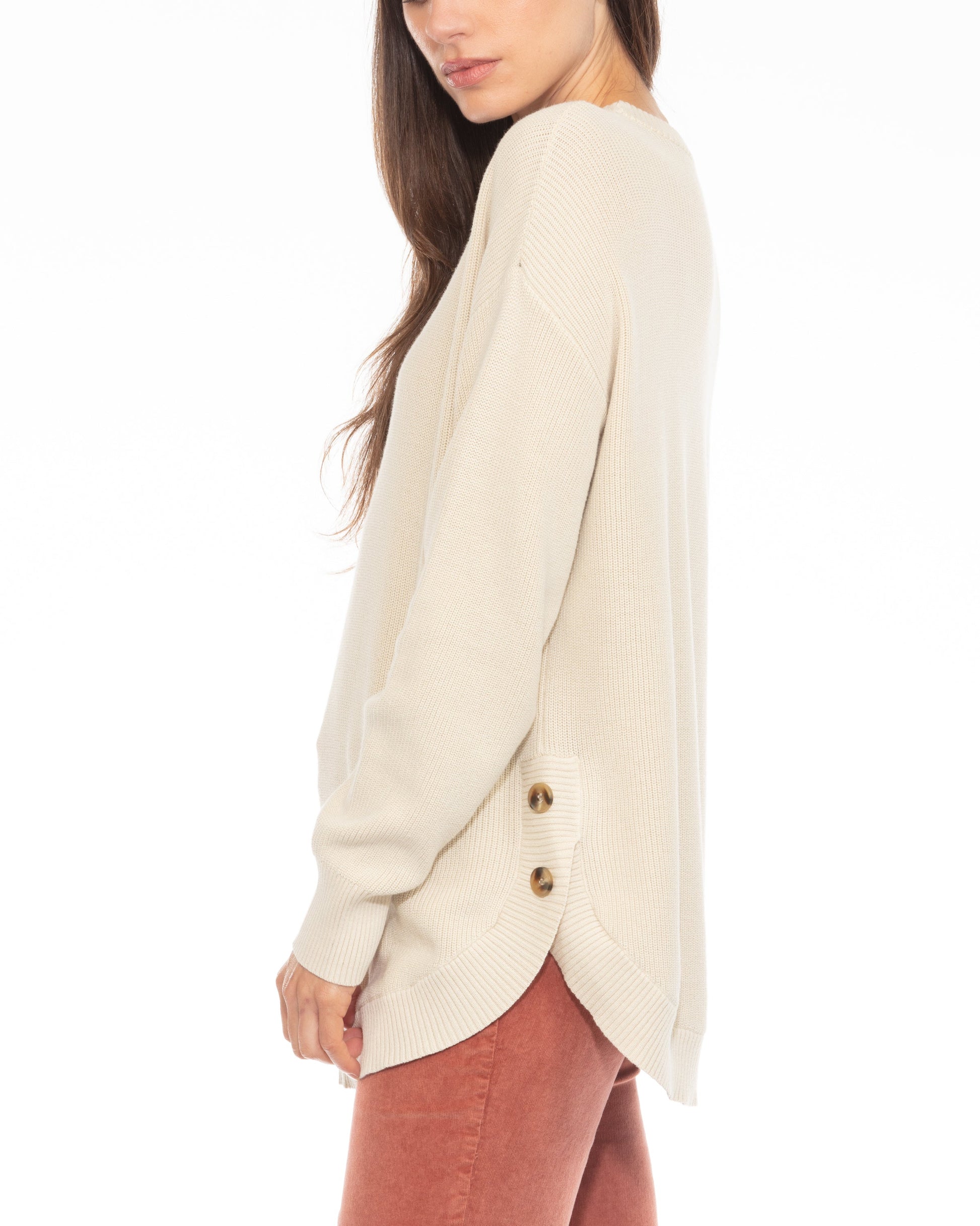 SCOOP HEM PULLOVER