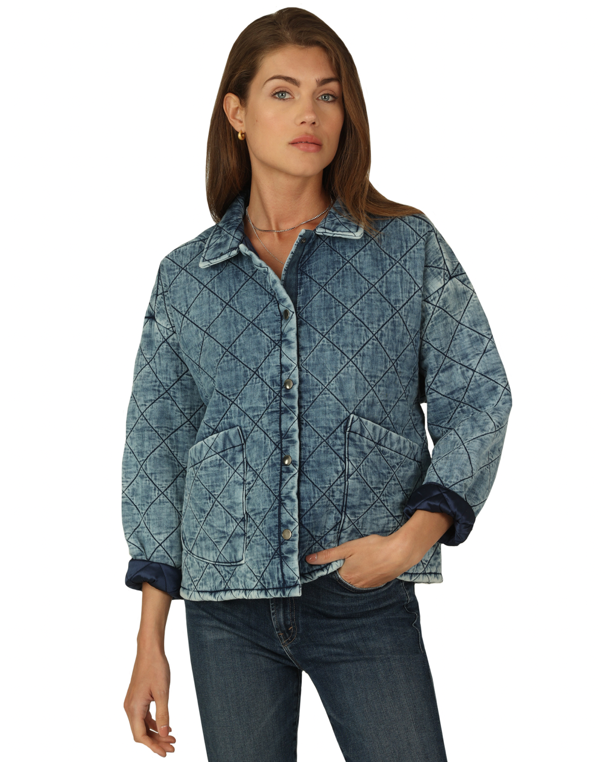 Model wearing Dylan claire Denim Quilted Jacket wearing jeans on a white background